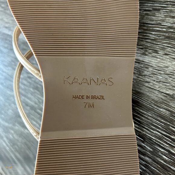 EUC Kaanas Kapok Square Toe Strappy Sandals Size 7M Nude Beige Minimalist Slides - Picture 8 of 13